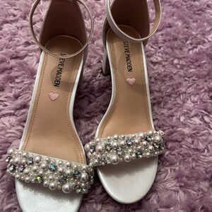Steve Madden Pearl Embellished Cream Heels